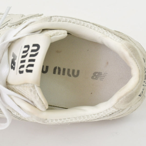 MIU MIU ミュウミュウ × NEW BALANCE ニューバランス スウェード メッシュ 5E165E ベージュ ホワイト 美品 中古 4a001416