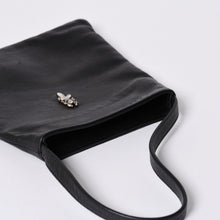 画像をギャラリービューアに読み込む, 極美品 CHROME HEARTS クロムハーツ DAGGER DRACULA BAG ダガー ドラキュラ ハンドバッグ ダガー装飾 ブラック シルバー925 中古 4a001361