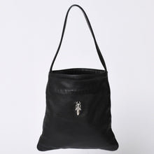 画像をギャラリービューアに読み込む, 極美品 CHROME HEARTS クロムハーツ DAGGER DRACULA BAG ダガー ドラキュラ ハンドバッグ ダガー装飾 ブラック シルバー925 中古 4a001361