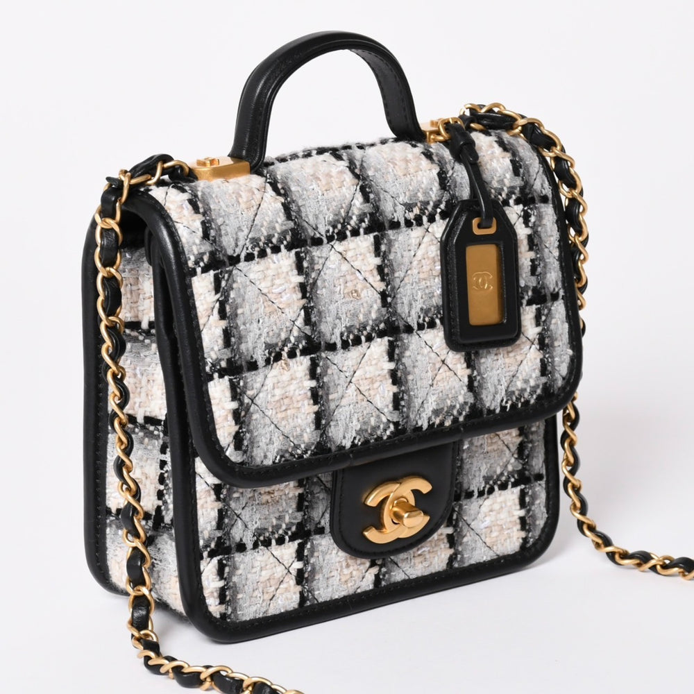 Like new CHANEL Small Top Handle Flap Bag AS3652 Random Number Coco Mark Tweed Leather Multicolor Used 4a001986