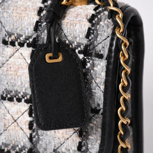 画像をギャラリービューアに読み込む, 新品同様 CHANEL シャネル スモール トップハンドル フラップバッグ AS3652 ランダム番台 ココマーク ツイード レザー マルチカラー 中古 4a001986