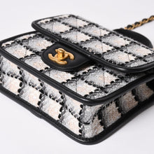 画像をギャラリービューアに読み込む, 新品同様 CHANEL シャネル スモール トップハンドル フラップバッグ AS3652 ランダム番台 ココマーク ツイード レザー マルチカラー 中古 4a001986