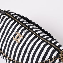 画像をギャラリービューアに読み込む, 新品未使用 CHANEL シャネル ココビーチ HOBO LARGE ラージ ホーボー ショルダーバッグ AS4698 ランダム番台 ココマーク 中古 4a001432