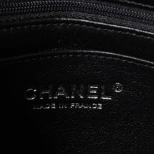 Load image into Gallery viewer, 新品同様 CHANEL シャネル ミニマトラッセ16 チェーンショルダーバッグ A35200 ランダム番台 ココマーク ラムスキン SV金具 中古 4a002013