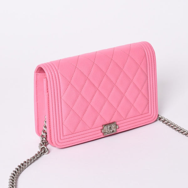 Like new CHANEL Boy Chanel Chain Wallet AP1117 Random Number Coco Mark Caviar Skin Pink Used 4a001448