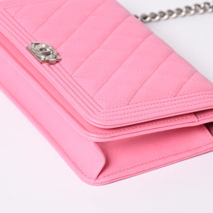 Like new CHANEL Boy Chanel Chain Wallet AP1117 Random Number Coco Mark Caviar Skin Pink Used 4a001448