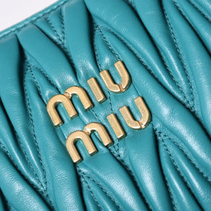 極美品 MIU MIU ミュウミュウ ワンダー マテラッセ ホーボーバッグ ショルダーバッグ 5BC125 ショルダーバッグ グリーン 中古 4a001466