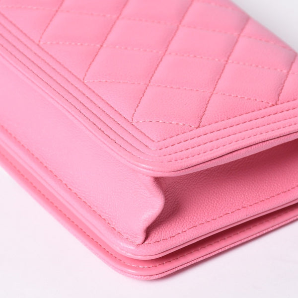 Like new CHANEL Boy Chanel Chain Wallet AP1117 Random Number Coco Mark Caviar Skin Pink Used 4a001448