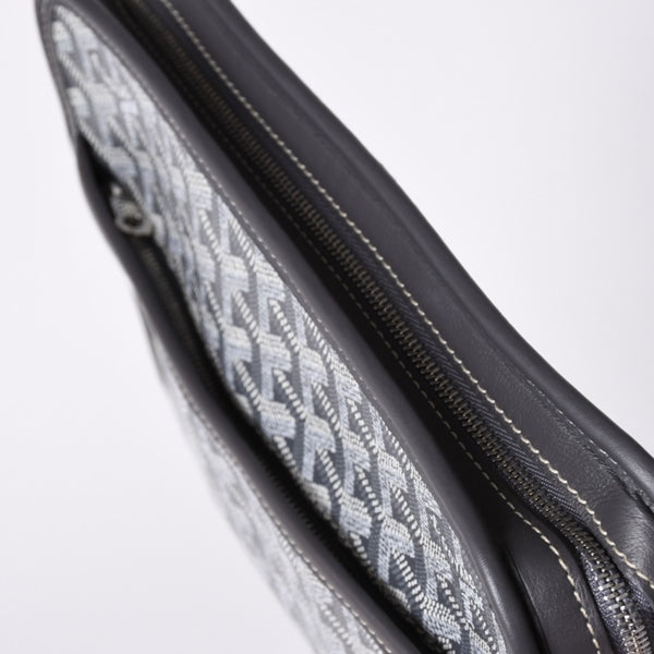 New and unused GOYARD Bag Pouch Jouvence Gray/PVC/Leather Silver Hardware 4a001259