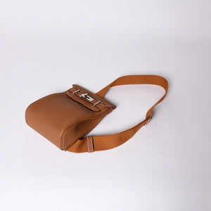 Like new Hermes Kelly Akkad PM W engraved one shoulder bag Brown Silver hardware Used 4a001449