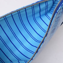 画像をギャラリービューアに読み込む, 極美品 LOUIS VUITTON ルイヴィトン コスミックブラッサム ポシェット・コスミック ハンドバッグ M93167 ブルー 中古 4a001459