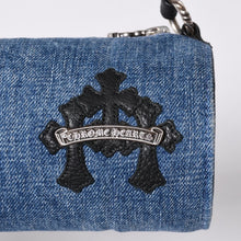 画像をギャラリービューアに読み込む, 新品同様 CHROME HEARTS クロムハーツ デニム ポーチ 新作 マルチロゴ バッグ レザーパッチ 中古 4a001557