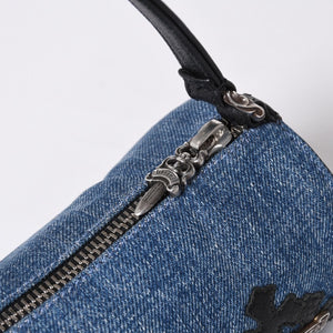 新品同様 CHROME HEARTS クロムハーツ デニム ポーチ 新作 マルチロゴ バッグ レザーパッチ 中古 4a001557