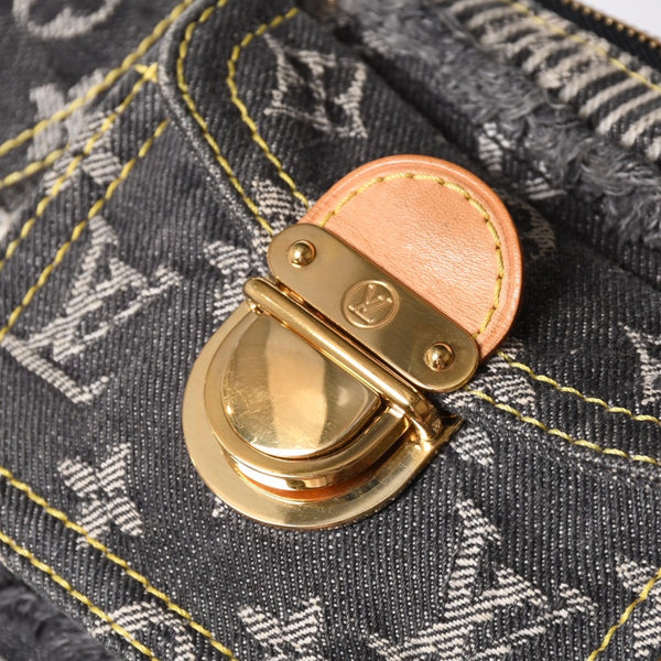Very Good Condition LOUIS VUITTON Monogram Denim Pouchy One Shoulder Bag Black M95383 Used 4a001450