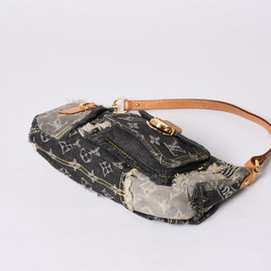 Very Good Condition LOUIS VUITTON Monogram Denim Pouchy One Shoulder Bag Black M95383 Used 4a001450
