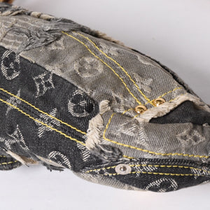 Very Good Condition LOUIS VUITTON Monogram Denim Pouchy One Shoulder Bag Black M95383 Used 4a001450