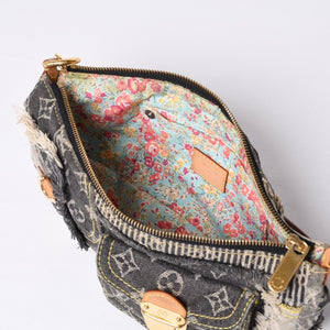 Very Good Condition LOUIS VUITTON Monogram Denim Pouchy One Shoulder Bag Black M95383 Used 4a001450
