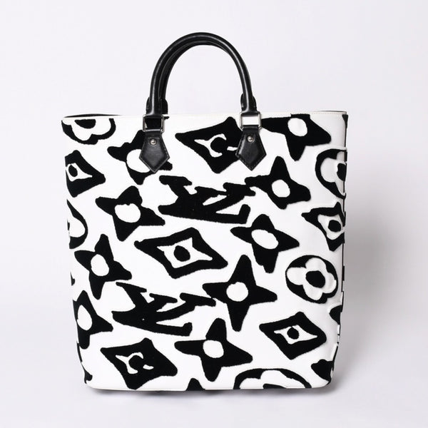 極美品 LOUIS VUITTON ルイヴィトン LVXUF カバ タフテッドモノグラム トートバッグ M45567 ブラック ホワイト 中古 4a001672