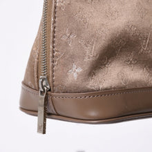 画像をギャラリービューアに読み込む, LOUIS VUITTON ルイヴィトン Monogram モノグラム サテン リトルアルマ M92147 ベージュ シルバー金具 美品 中古 4a001592