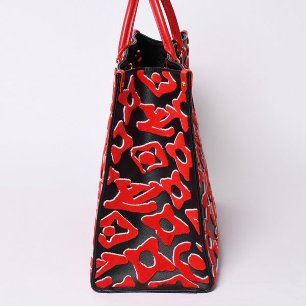 Very good condition LOUIS VUITTON On the Go GM Monogram Tufted Black x Red M45562 Used 4a001467