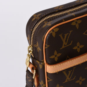 Very good condition LOUIS VUITTON Shoulder bag Danube M45266/TH2009/Monogram/Brown Gold hardware Used 4a001264