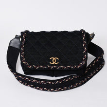 画像をギャラリービューアに読み込む, 極美品 CHANEL シャネル ショルダーバッグ 24番台 ココマーク キルティング ウールベルベット ネイビー マットゴールド金具 中古 4a001497