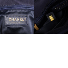 画像をギャラリービューアに読み込む, 極美品 CHANEL シャネル ショルダーバッグ 24番台 ココマーク キルティング ウールベルベット ネイビー マットゴールド金具 中古 4a001497