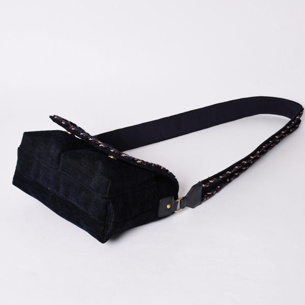 Very Good Condition CHANEL Shoulder Bag No. 24 Coco Mark Quilted Wool Velvet Navy Matte Gold Hardware Used 4a001497