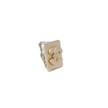 画像をギャラリービューアに読み込む, 極美品 CHANEL シャネル Earring Logo Turnlock Square イヤリング ココマーク スクエア ゴールド 02A clip-on earrings square CC 02A GD 美品 中古 4a000626