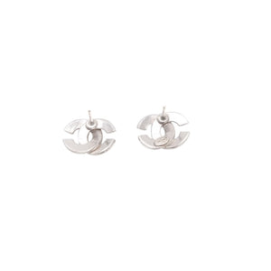 極美品 CHANEL シャネル ピアス ココマーク カーブ線 シルバー 00A 刻印片側 earrings CC curve Bar 00A SV 中古 4a000635