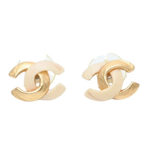 極美品 CHANEL シャネル ピアス ココマーク ゴールド アイボリー 00T earring CC GD×ivory 00T 美品 中古 4a000654