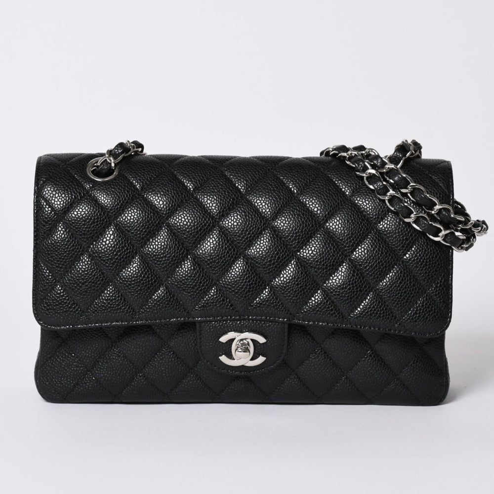 極美品 CHANEL シャネル マトラッセ25 Wフラップ Wチェーンショルダーバッグ 18番台 キャビアスキン シルバー金具 中古 4a001701