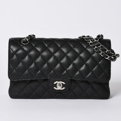 Very good condition CHANEL Matelasse 25 W flap W chain shoulder bag 18th series caviar skin silver hardware used 4a001701