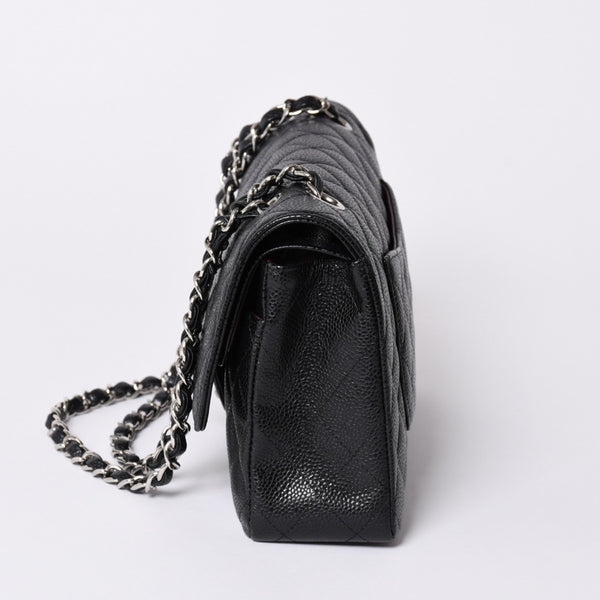 Very good condition CHANEL Matelasse 25 W flap W chain shoulder bag 18th series caviar skin silver hardware used 4a001701