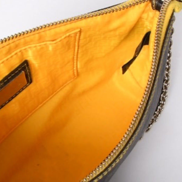 FENDI フェンディ アクセサリーポーチ チェーンポーチ 8BR592 PVC ブラウン イエロー ゴールド金具 美品 中古 4a001153