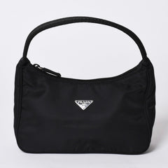 Very Good Condition PRADA Hobo One Shoulder Bag MV515 Triangle Logo Triangle Logo Plate Nylon Black Used 4a001681