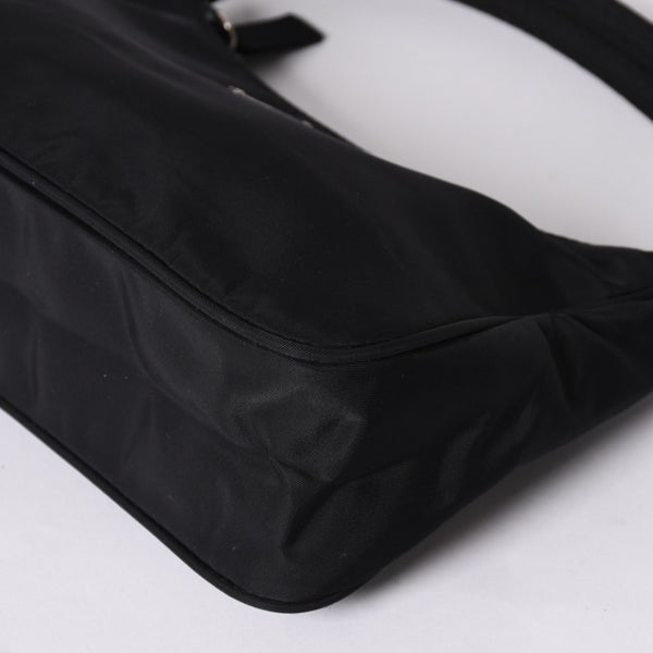 Very Good Condition PRADA Hobo One Shoulder Bag MV515 Triangle Logo Triangle Logo Plate Nylon Black Used 4a001681