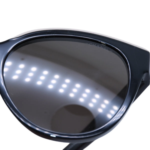 Mint condition CHANEL sunglasses, Coco Mark, 5414-A, size 54◻20 140 Beige Black Used 4a001605