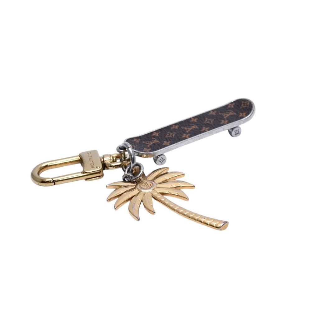 LOUIS VUITTON Bijoux Sac Cali Skating Keychain Bag Charm M01015 Good Condition Used 4a001696