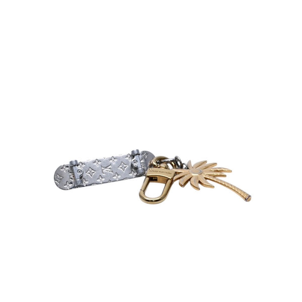 LOUIS VUITTON Bijoux Sac Cali Skating Keychain Bag Charm M01015 Good Condition Used 4a001696