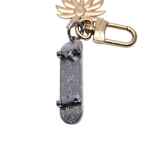 LOUIS VUITTON Bijoux Sac Cali Skating Keychain Bag Charm M01015 Good Condition Used 4a001696