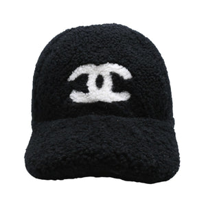 Very Good Condition CHANEL Cap Here Mark E1LGPP0A Boa Mouton Boa Cap Black Used 4a001179