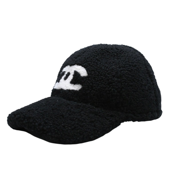 Very Good Condition CHANEL Cap Here Mark E1LGPP0A Boa Mouton Boa Cap Black Used 4a001179