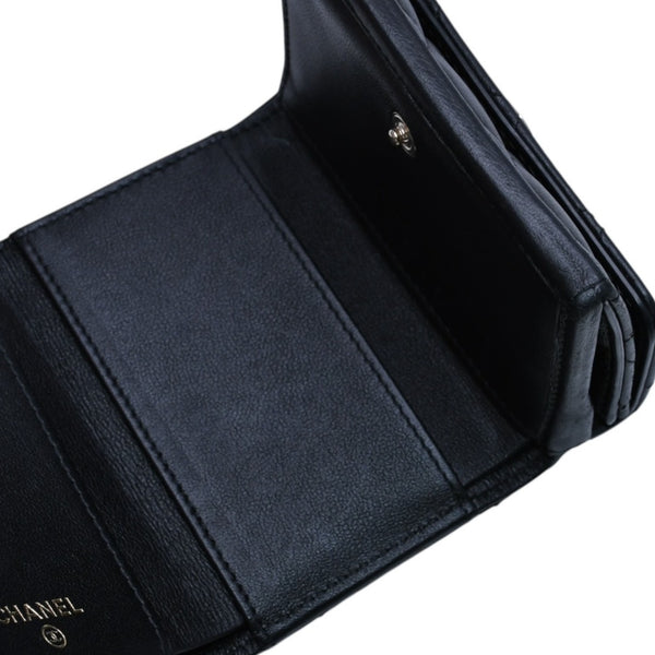 極美品 CHANEL シャネル 三つ折り財布 ココマーク AP433B18692 ランダム番台 ブラック ラムスキン 中古 4a001583