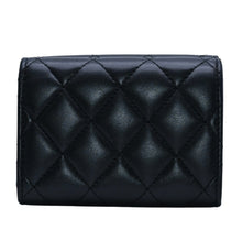 画像をギャラリービューアに読み込む, 極美品 CHANEL シャネル 三つ折り財布 ココマーク AP433B18692 ランダム番台 ブラック ラムスキン 中古 4a001583