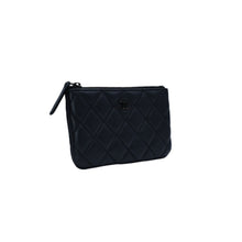 画像をギャラリービューアに読み込む, 極美品 CHANEL シャネル ポーチ マトラッセ キルティング ランダム番台 ココマーク レザー グレー 中古 4a001613