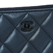 画像をギャラリービューアに読み込む, 極美品 CHANEL シャネル ポーチ マトラッセ キルティング ランダム番台 ココマーク レザー グレー 中古 4a001613