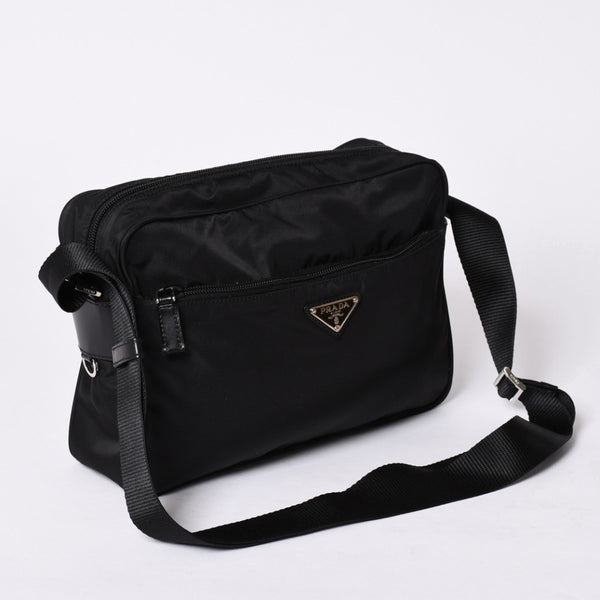PRADA プラダ Shoulder Bag ショルダーバッグ Nylon ナイロン Black ブラック シルバー金具 美品 中古 4a001189