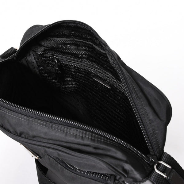PRADA プラダ Shoulder Bag ショルダーバッグ Nylon ナイロン Black ブラック シルバー金具 美品 中古 4a001189