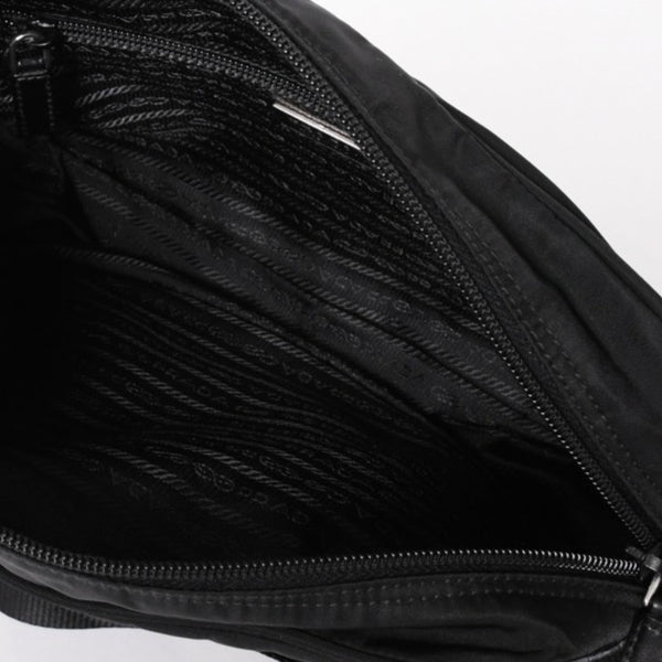 PRADA プラダ Shoulder Bag ショルダーバッグ Nylon ナイロン Black ブラック シルバー金具 美品 中古 4a001189